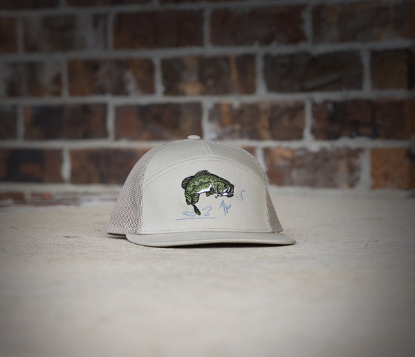 Largemouth Bass - 7 Panel Pale Khaki