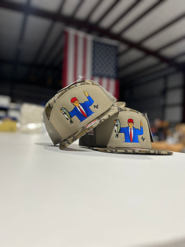 Donald Catching Em - Bottomland Camo (Pre Order Ships ~ 5/30)