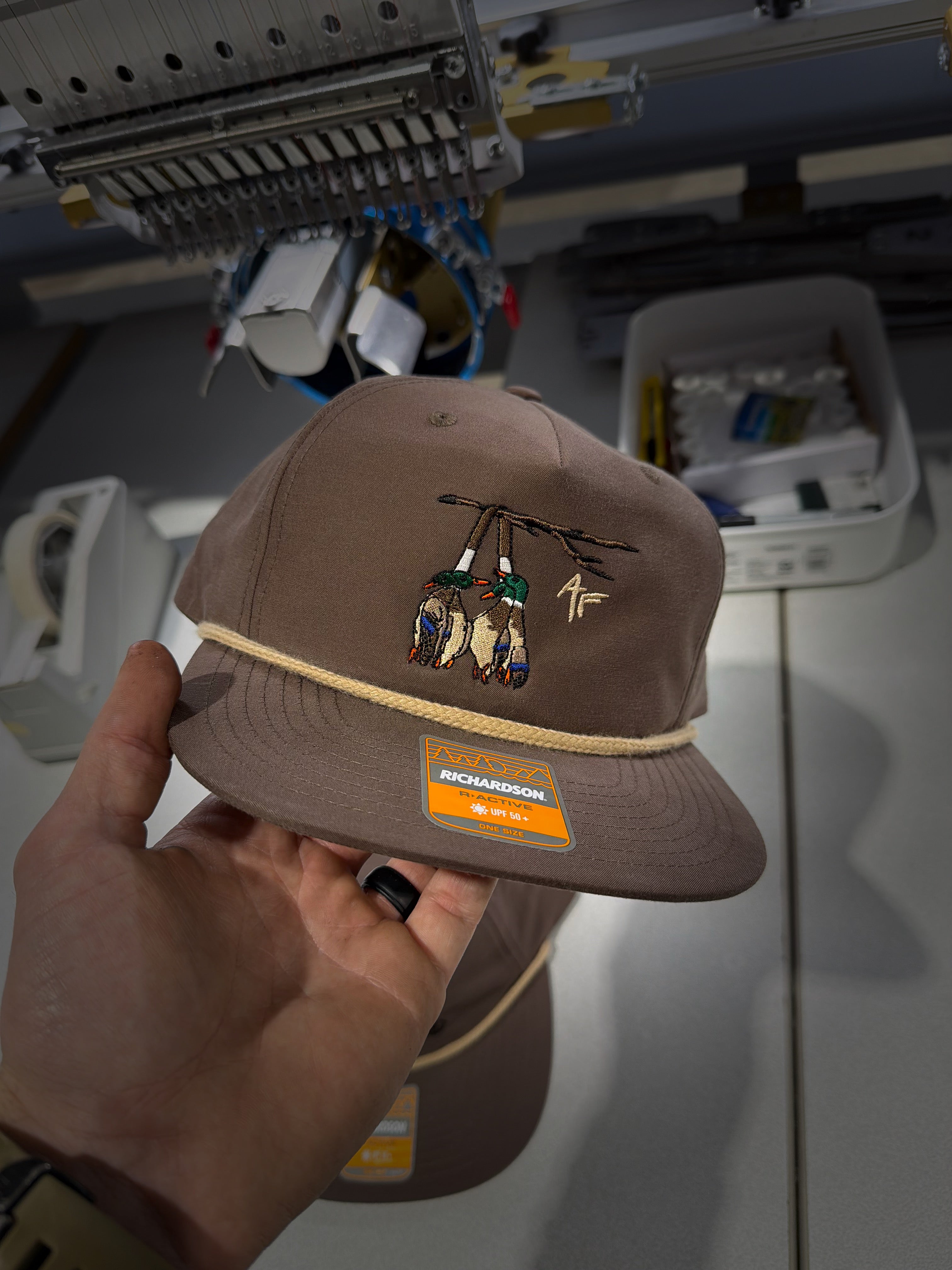 Duck Lanyard - Brown/Khaki Old School